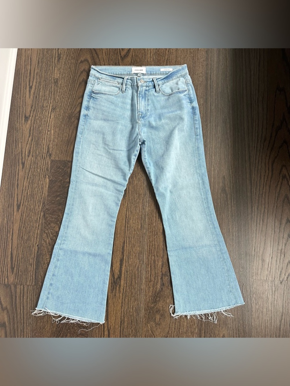 FRAME Le High Flare Jeans - Size 26